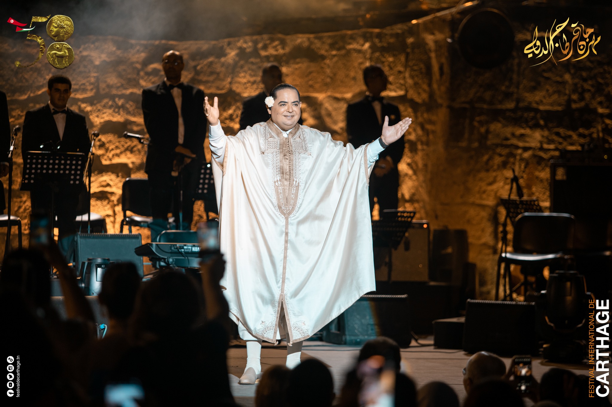 عمدة المالوف التونسي على ركح قرطاج زياد غرسة يمدّ الجسور بين التراثي والعصري